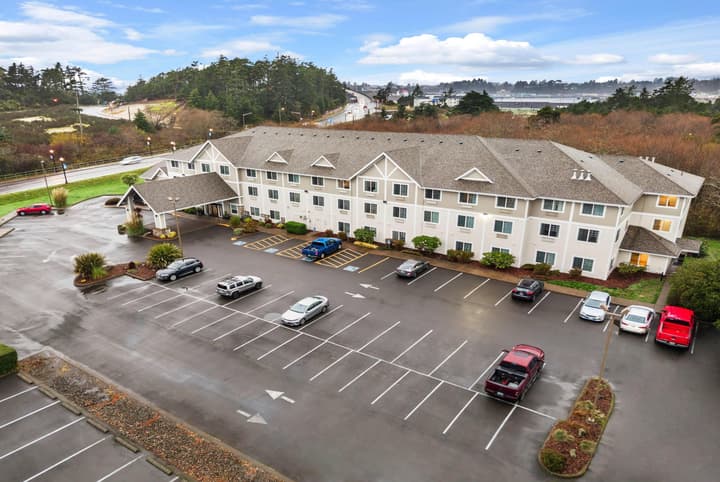 La Quinta Inn & Suites by Wyndham Newport
