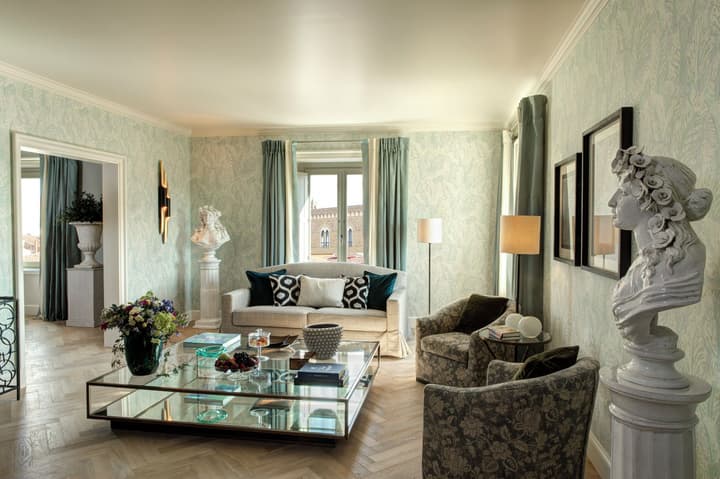 Rocco Forte Hotel Savoy