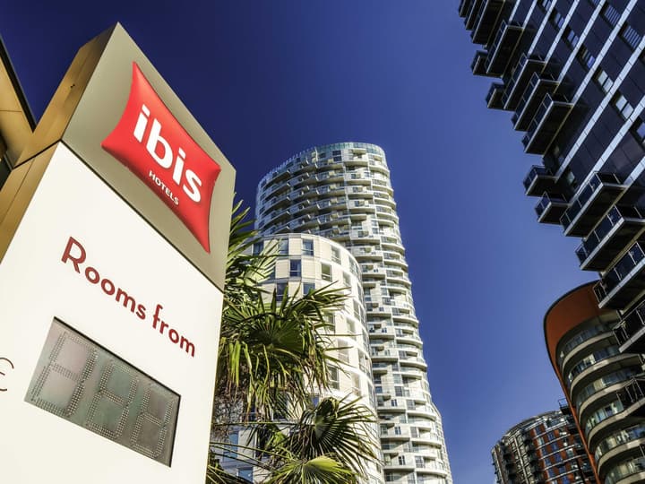 ibis London Docklands Canary Wharf