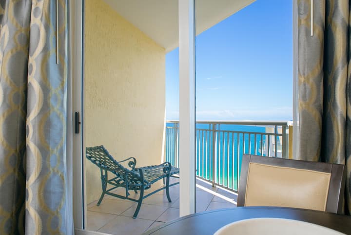 DoubleTree Resort & Spa by Hilton Ocean Point-N. Miami Beach