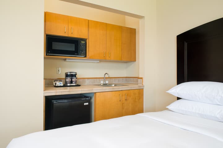 DoubleTree Resort & Spa by Hilton Ocean Point-N. Miami Beach