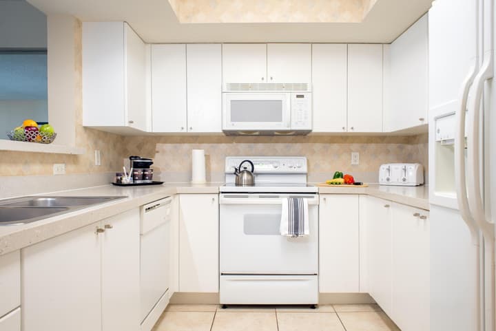 DoubleTree Resort & Spa by Hilton Ocean Point-N. Miami Beach