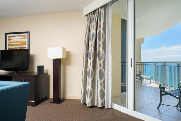 DoubleTree Resort & Spa by Hilton Ocean Point-N. Miami Beach