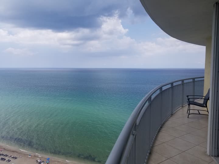 DoubleTree Resort & Spa by Hilton Ocean Point-N. Miami Beach