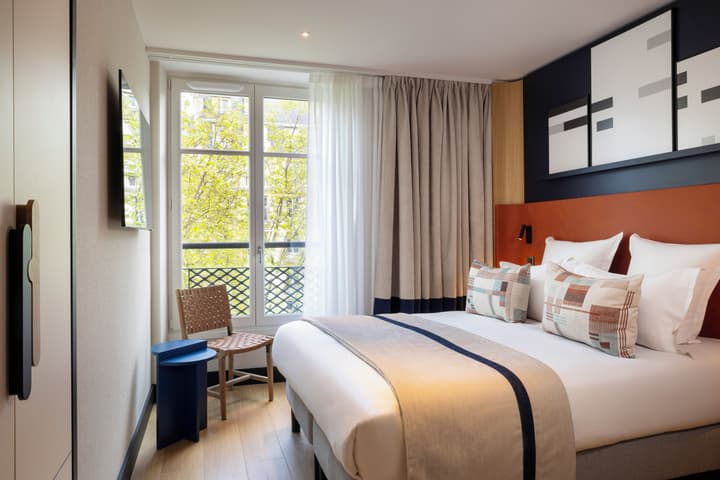 Hôtel Raspail Montparnasse