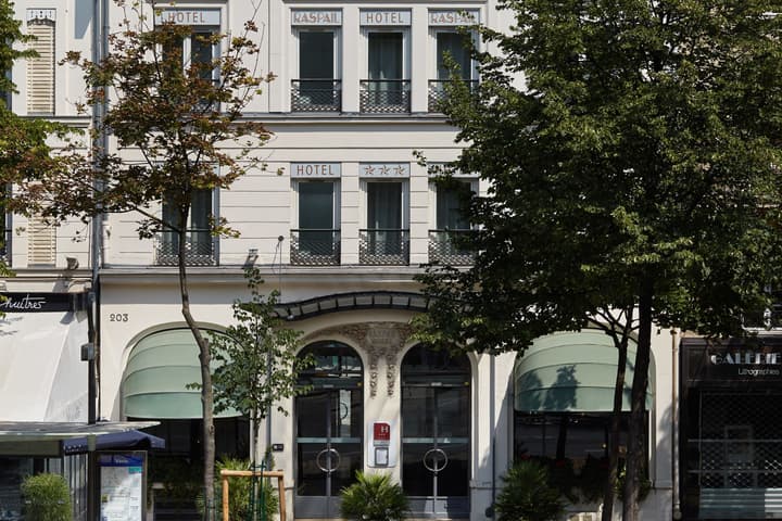 Hôtel Raspail Montparnasse