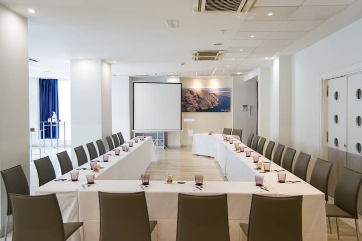 Hotel Zentral Gijón Rey Pelayo