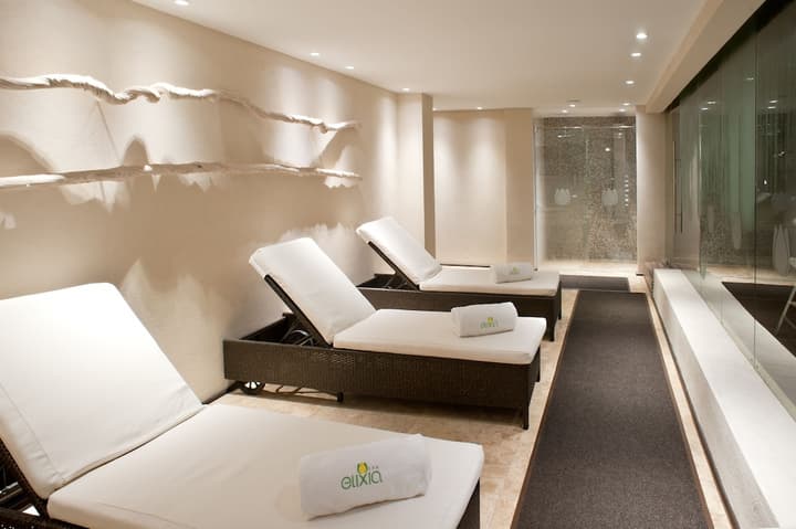 Casa Dann Carlton Hotel & Spa