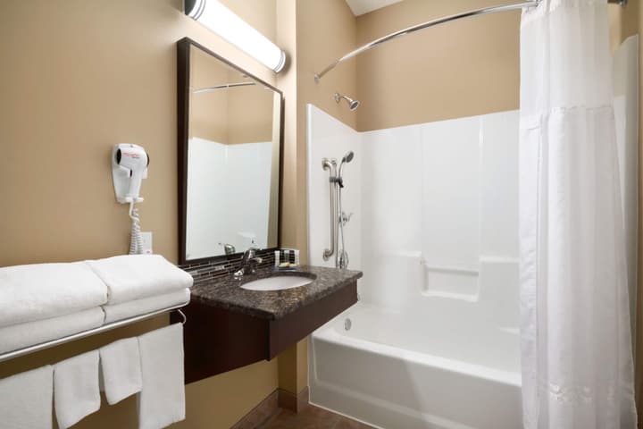 Super 8 by Wyndham Regina