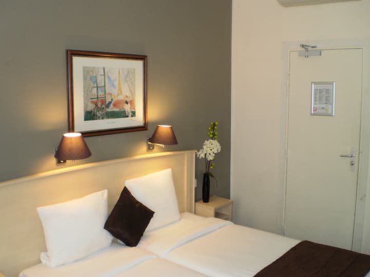 Hotel Corona Rodier Paris