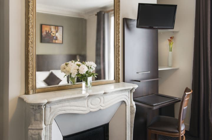 Hotel Corona Rodier Paris
