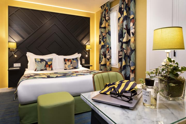 Hotel Des Arts Paris Montmartre