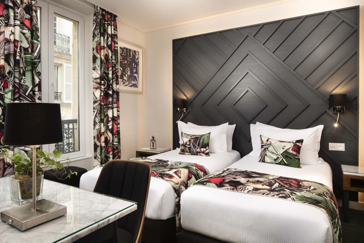 Hotel Des Arts Paris Montmartre