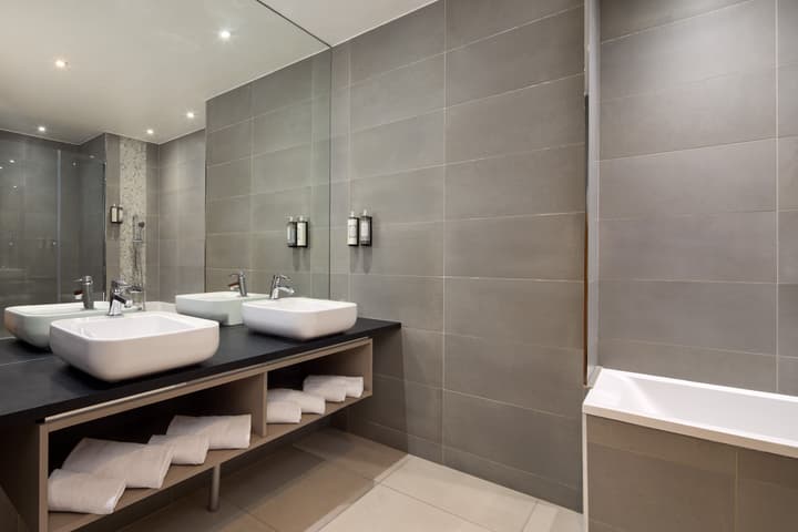 Timhotel Opera Blanche Fontaine