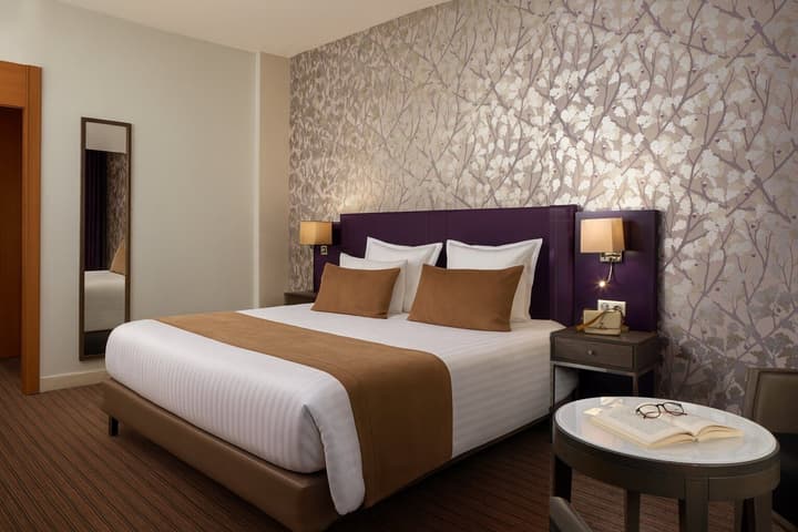 Timhotel Opera Blanche Fontaine