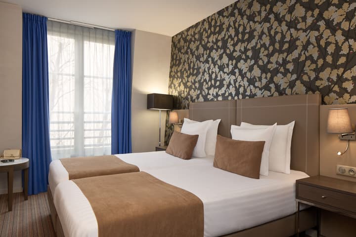 Timhotel Opera Blanche Fontaine