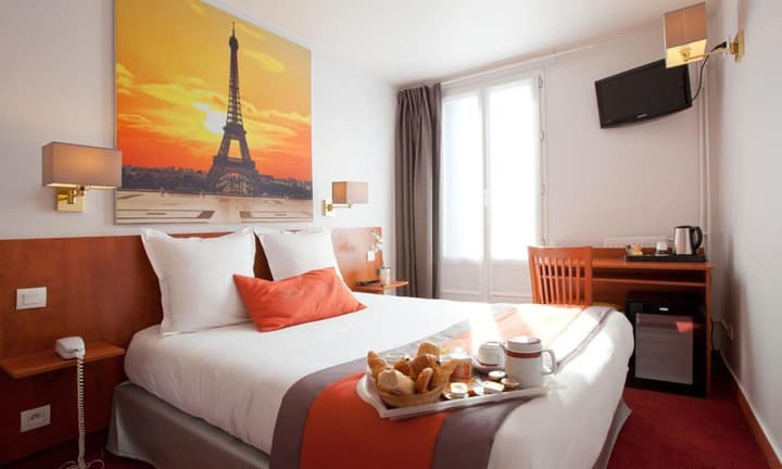 Hôtel Alyss Cambronne Eiffel