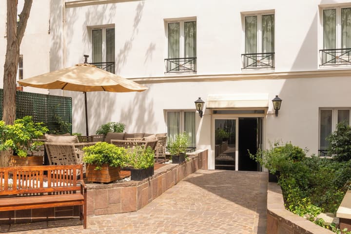 Le patio Bastille