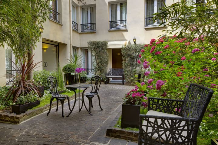 Le patio Bastille