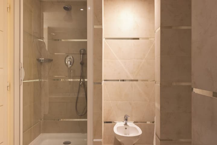 Hotel Renoir