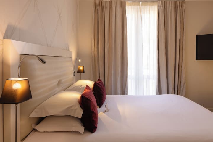 Hotel Renoir