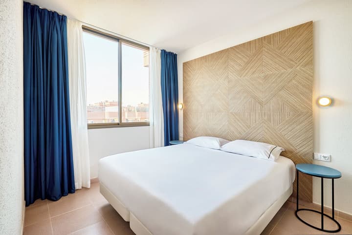 Apartamentos Hesperia Sant Joan