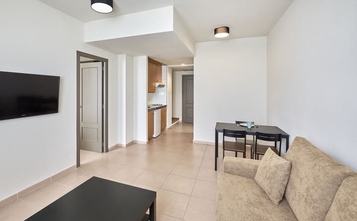 Apartamentos Hesperia Sant Joan