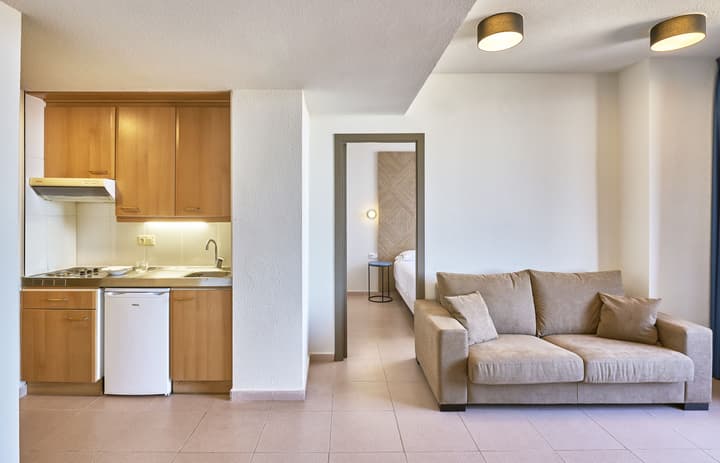 Apartamentos Hesperia Sant Joan