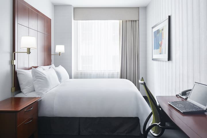 Club Quarters Hotel, Central Loop, Chicago