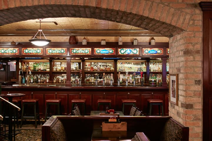 Club Quarters Hotel, Central Loop, Chicago
