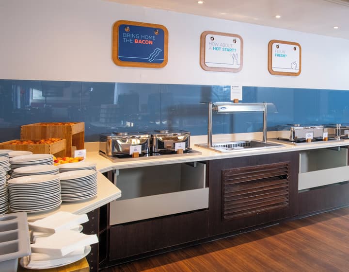 Holiday Inn Express London Wandsworth by IHG