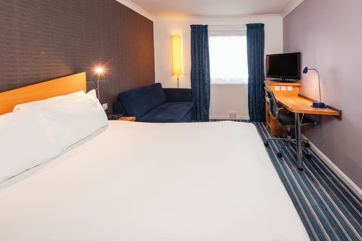 Holiday Inn Express London Wandsworth by IHG