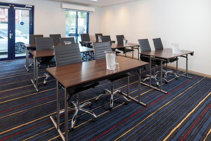 Holiday Inn Express London Wandsworth by IHG