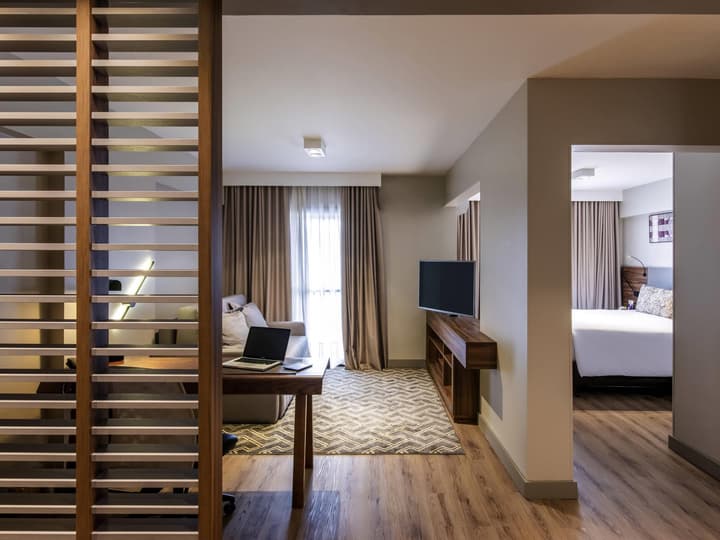 Mercure Curitiba Batel Hotel