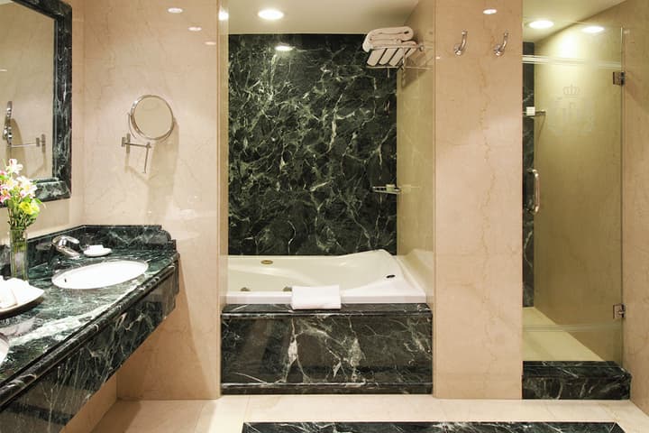 Emperador Hotel Buenos Aires
