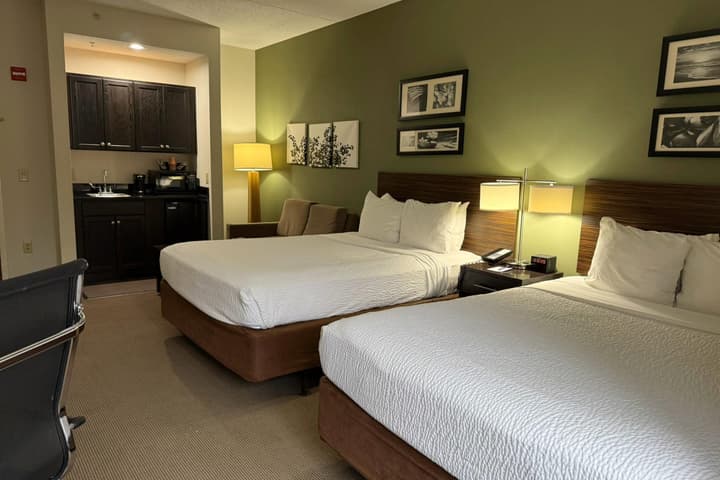 Sleep Inn & Suites Queensbury - Lake George