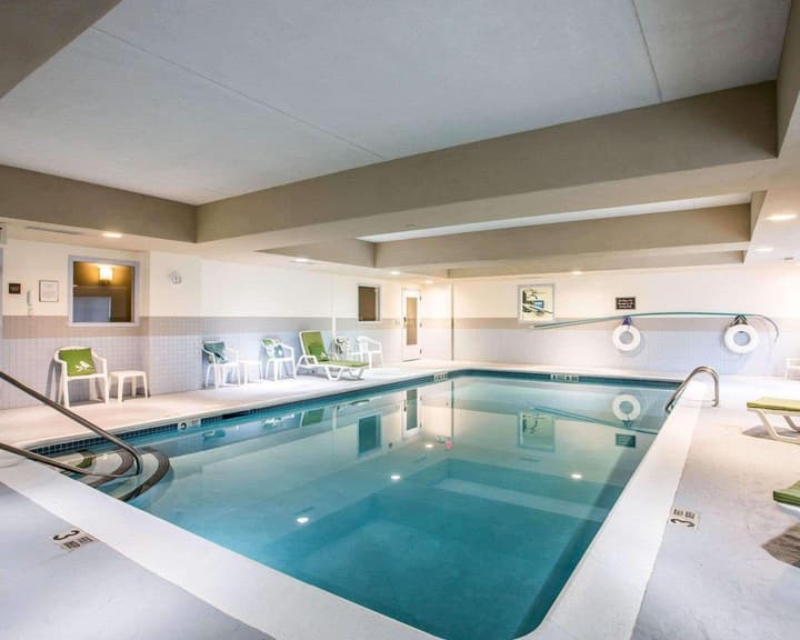 Sleep Inn & Suites Queensbury - Lake George