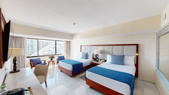 Park Royal Beach Cancun - All Inclusive