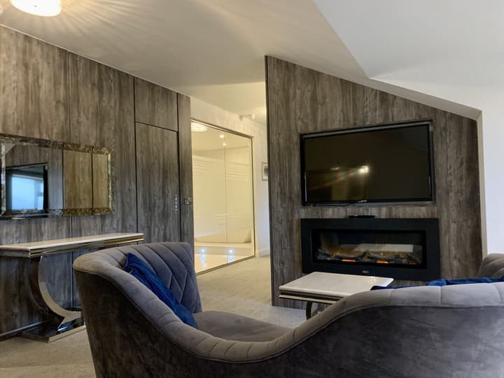 Mill Park Hotel