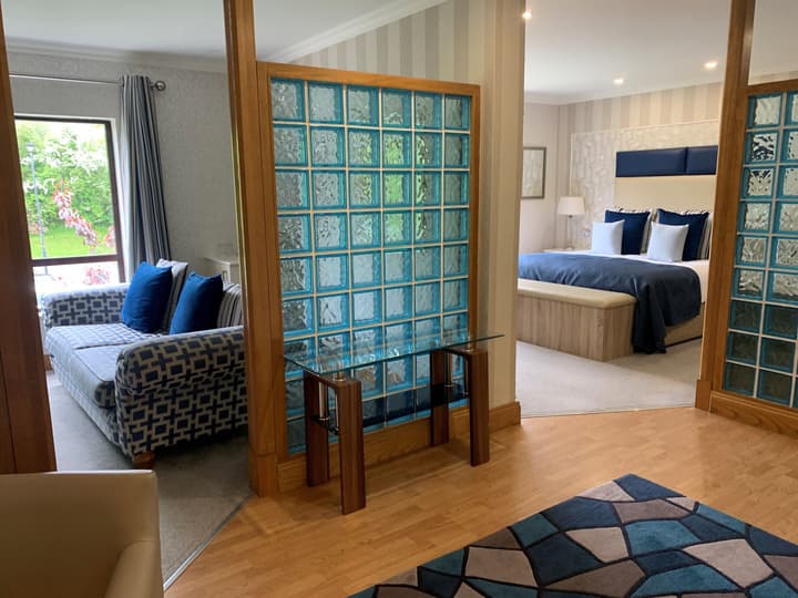 Mill Park Hotel