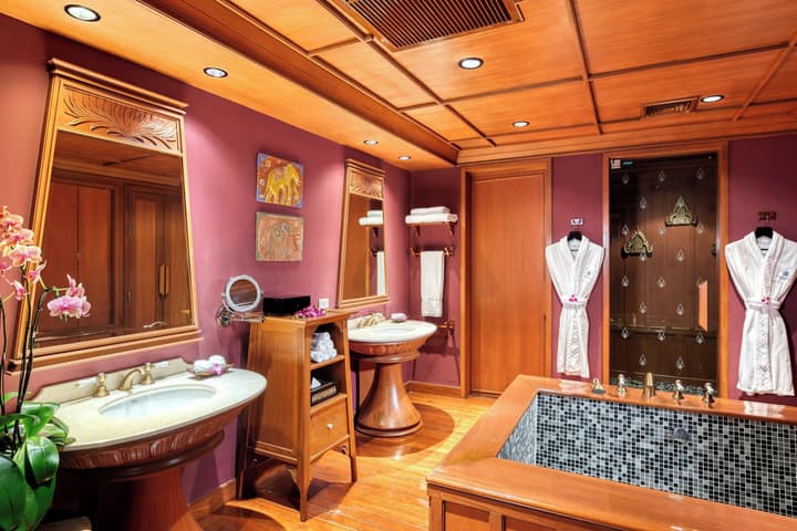 The Athenee Hotel, a Luxury Collection Hotel, Bangkok