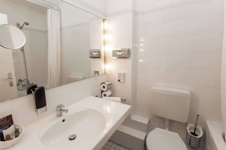 Centro National Frankfurt, Trademark Collection by Wyndham