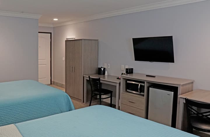 Surf City Inn - Near Seal Beach Pier