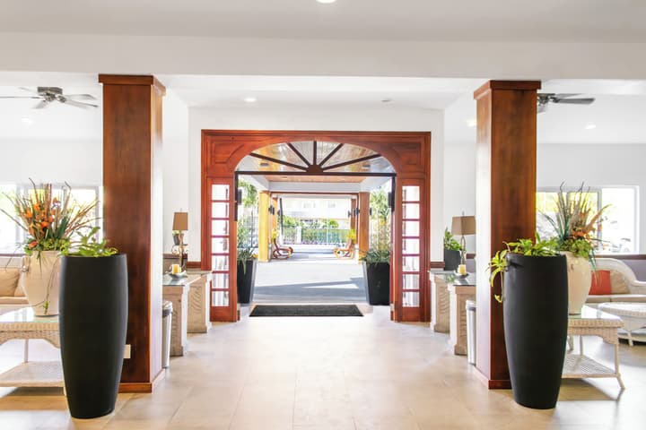 Best Western Plus Belize Biltmore Plaza
