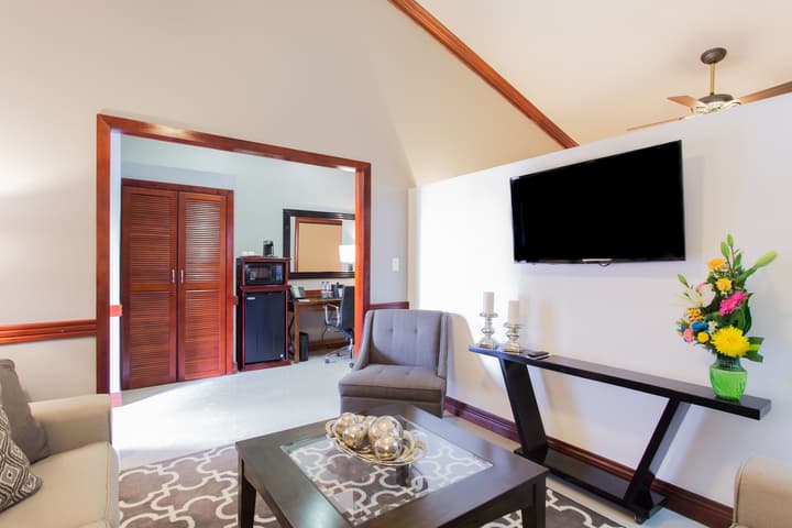 Best Western Plus Belize Biltmore Plaza