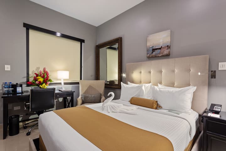 Best Western Plus Belize Biltmore Plaza