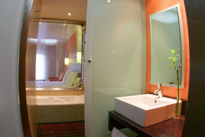 Hotel Num