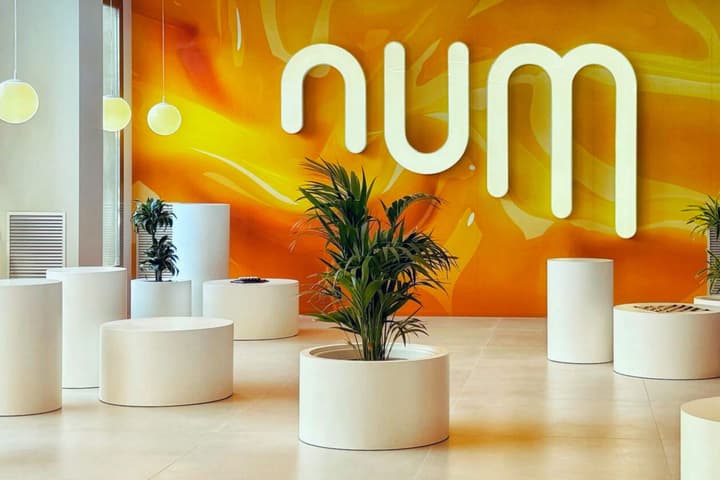 Hotel Num