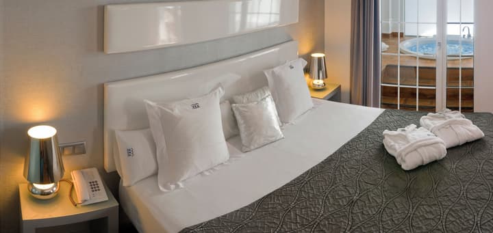 Hotel Num