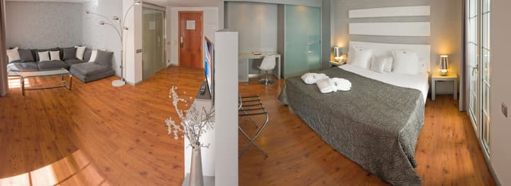 Hotel Num